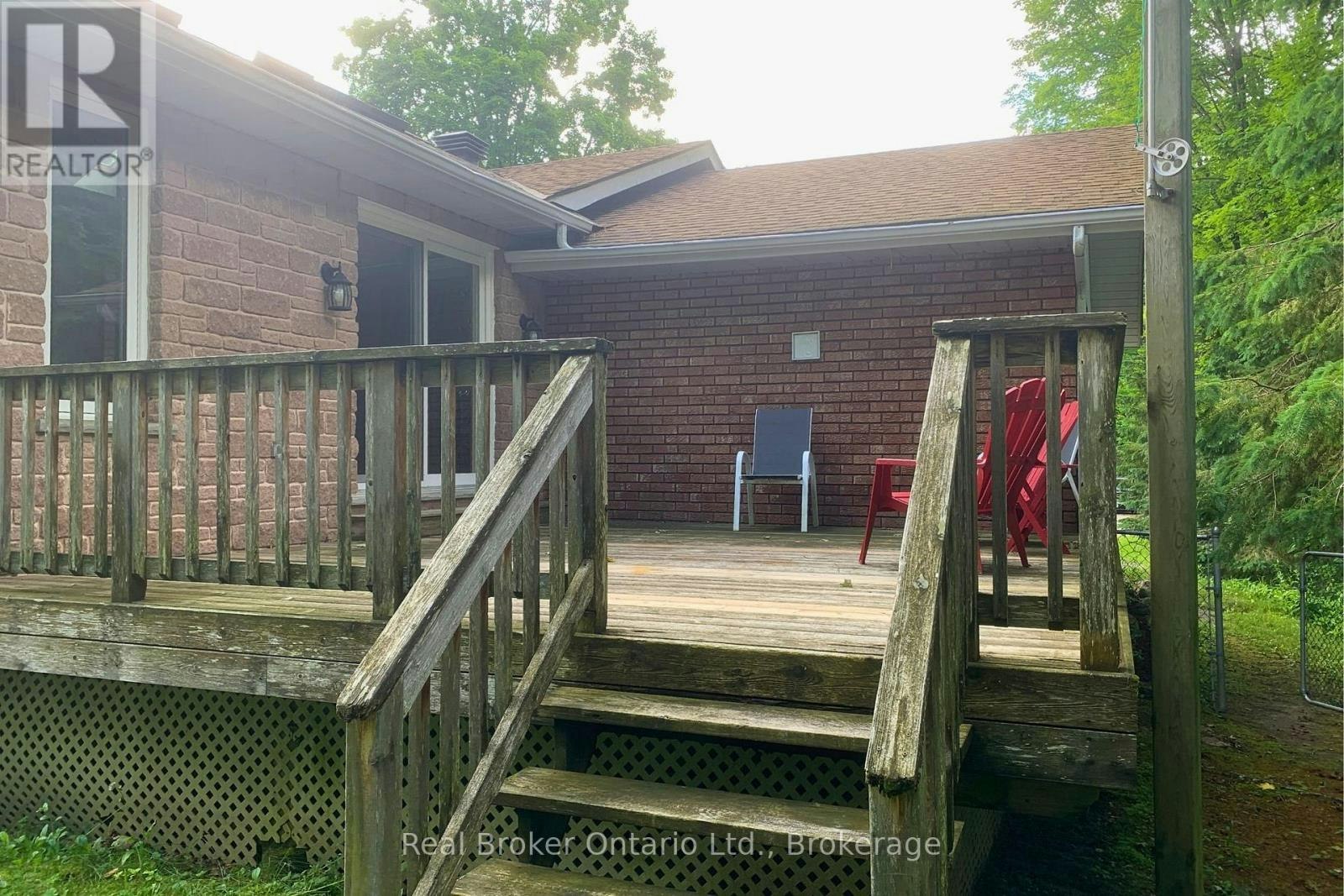 16 Mundy Avenue, Tiny, ON, L9M 0B5 - 23