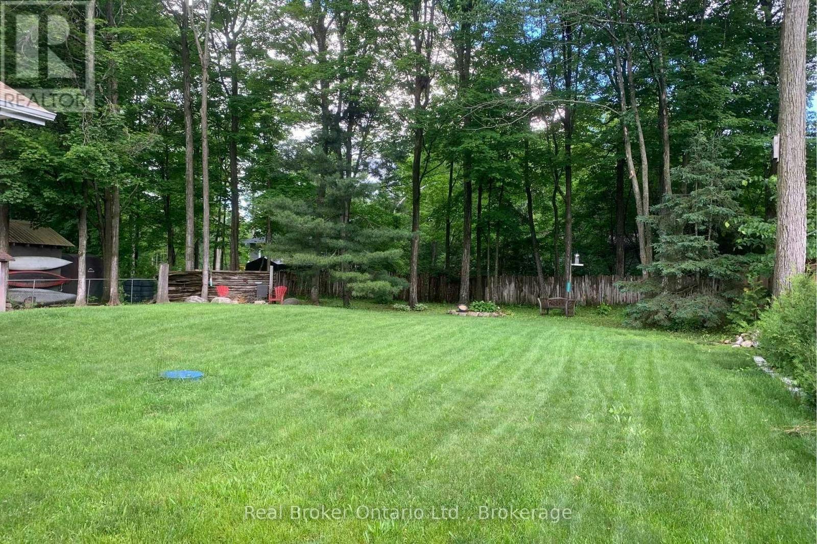 16 Mundy Avenue, Tiny, ON, L9M 0B5 - 25