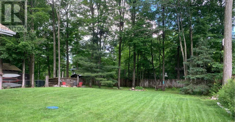 16 Mundy Avenue, Tiny, ON, L9M 0B5 - 25