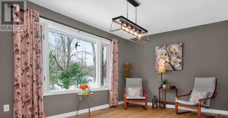 16 Mundy Avenue, Tiny, ON, L9M 0B5 - 2