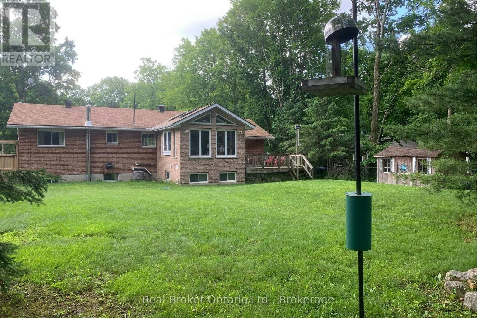 16 Mundy Avenue, Tiny, ON, L9M 0B5 - 24