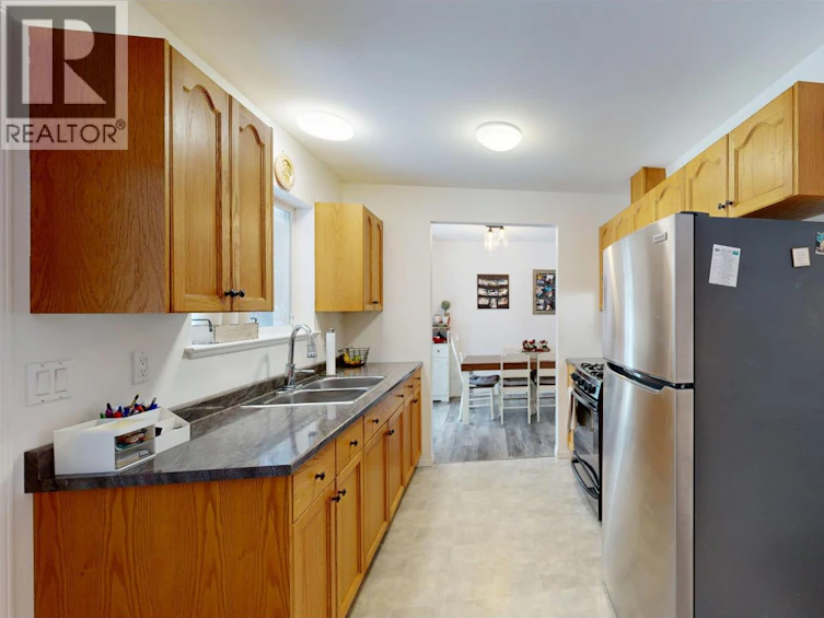 4983 Smith Road, 108 Mile Ranch, BC, V0K 2Z0 - 19