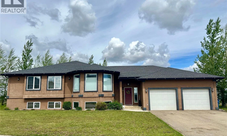 1 Poplar Crescent