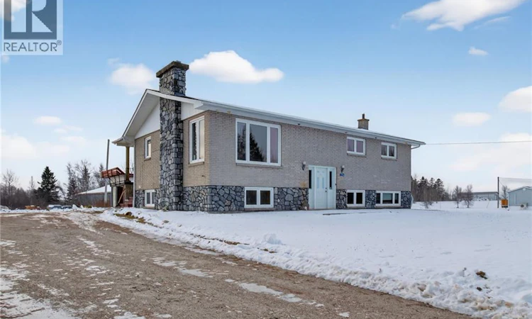 106 Pont Rouge Road