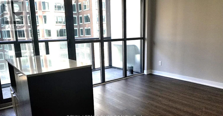 1211-110 Charles Street E, Toronto, ON, M4Y 1T5 - 5