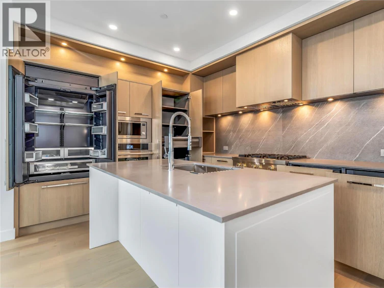 PH S607-3409 Lakeshore Road, Kelowna, BC, V1W 0G6 - 14