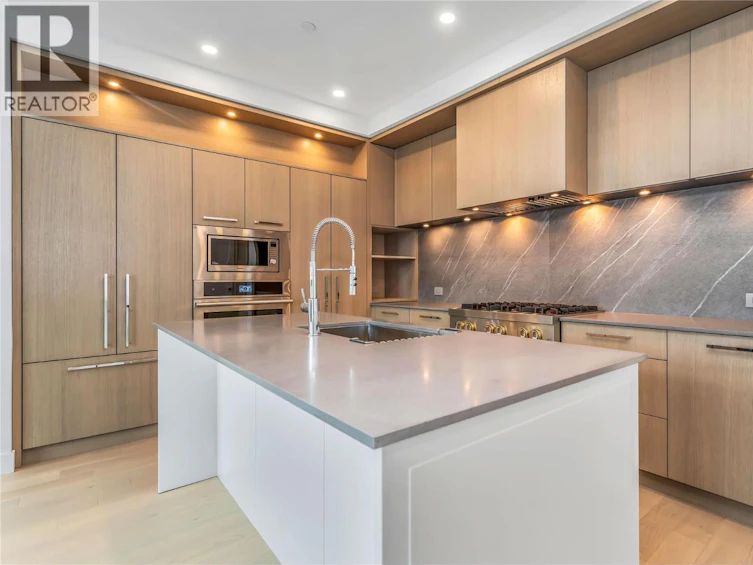PH S607-3409 Lakeshore Road, Kelowna, BC, V1W 0G6 - 5