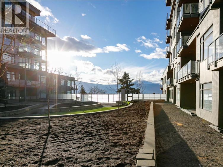 301-2760 Olalla Road, West Kelowna, BC, V1Z 0C7 - 25