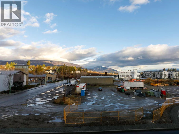 301-2760 Olalla Road, West Kelowna, BC, V1Z 0C7 - 12