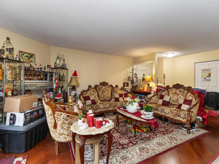 39-33123 George Ferguson Way, Abbotsford, BC, V2S 2L6 - 2
