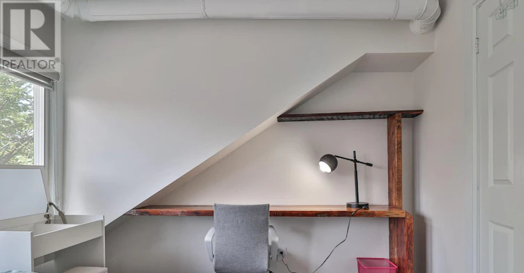 7-5 Sorauren Avenue, Toronto, ON, M6R 2C6 - 3