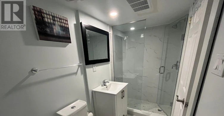 7-5 Sorauren Avenue, Toronto, ON, M6R 2C6 - 42