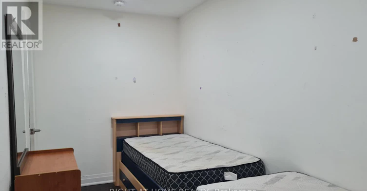 ROOM A-10 Emmott Avenue, Toronto, ON, M1L 2X3 - 7