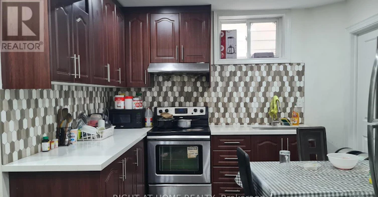 ROOM A-10 Emmott Avenue, Toronto, ON, M1L 2X3 - 8