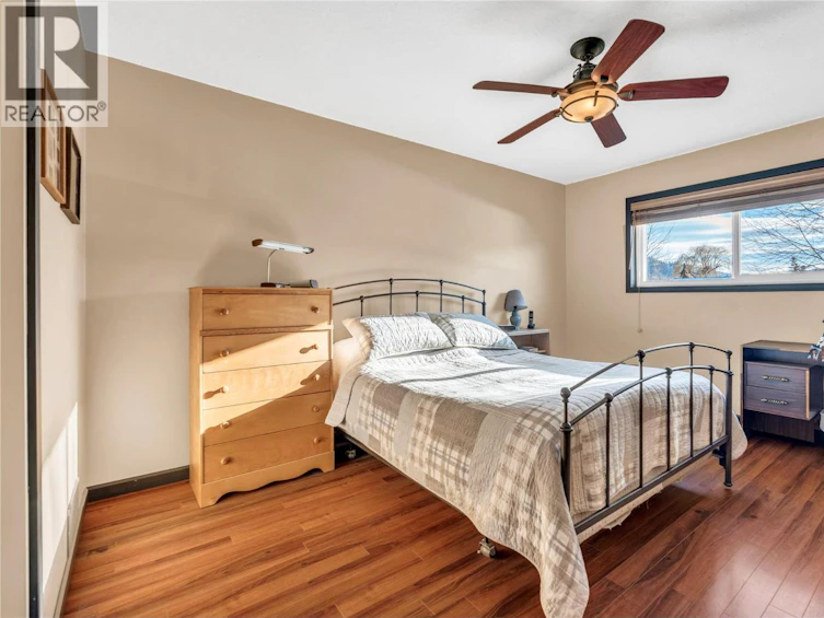 10112 Beavis Place, Summerland, BC, V0H 1Z2 - 30