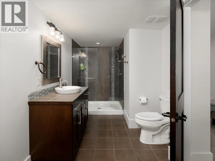 2523 Hillsborough Road, West Kelowna, BC, V1Z 3E8 - 32
