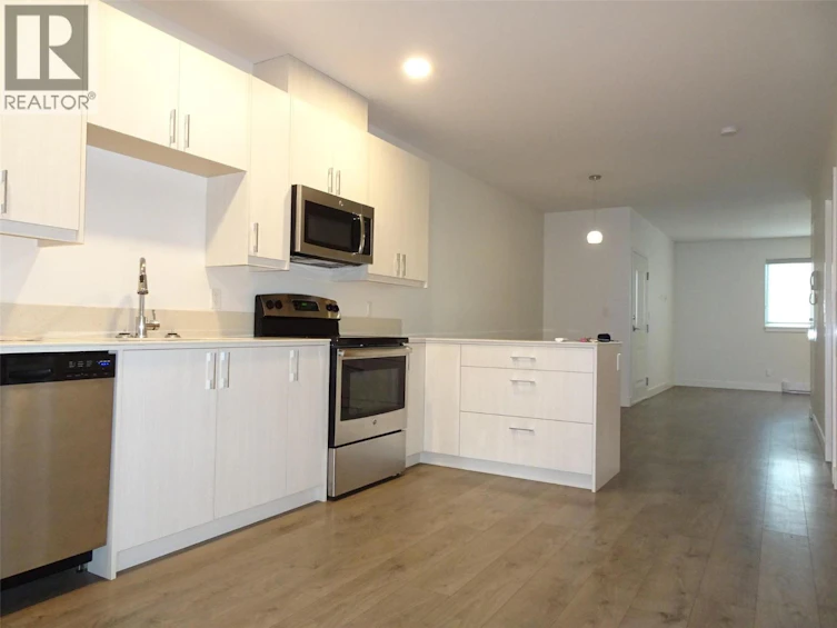 166 Mcpherson Crescent, Penticton, BC, V2A 2N8 - 26