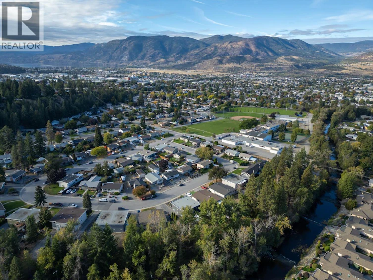 166 Mcpherson Crescent, Penticton, BC, V2A 2N8 - 7