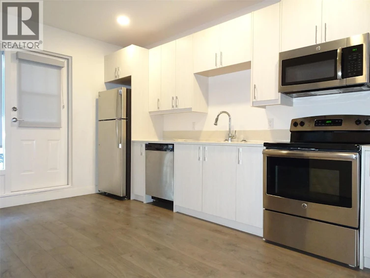 166 Mcpherson Crescent, Penticton, BC, V2A 2N8 - 25