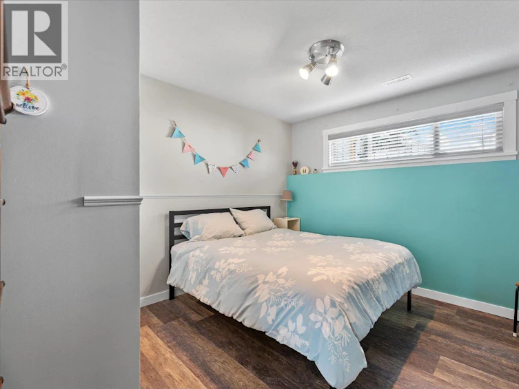 1520 N Highland Drive, Kelowna, BC, V1Y 4K5 - 29
