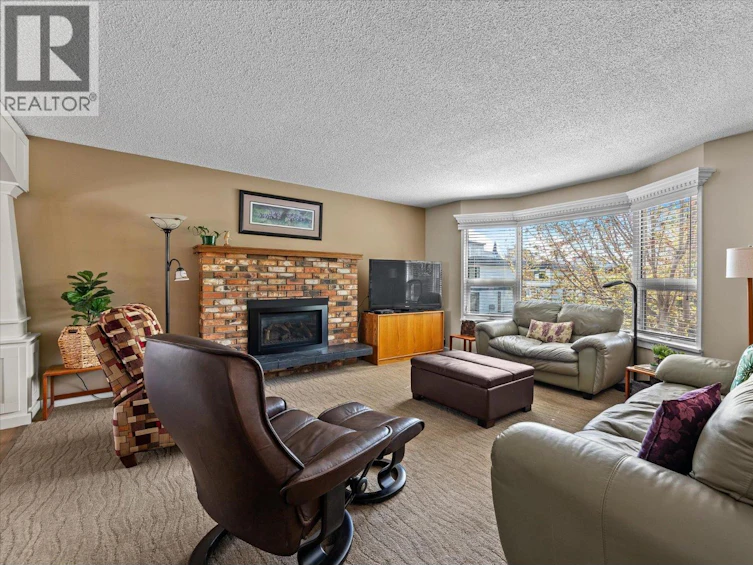 1520 N Highland Drive, Kelowna, BC, V1Y 4K5 - 5