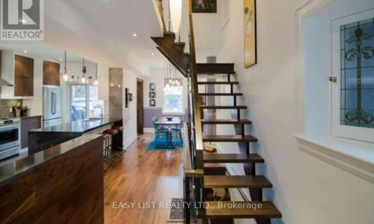 76 Dunn Avenue