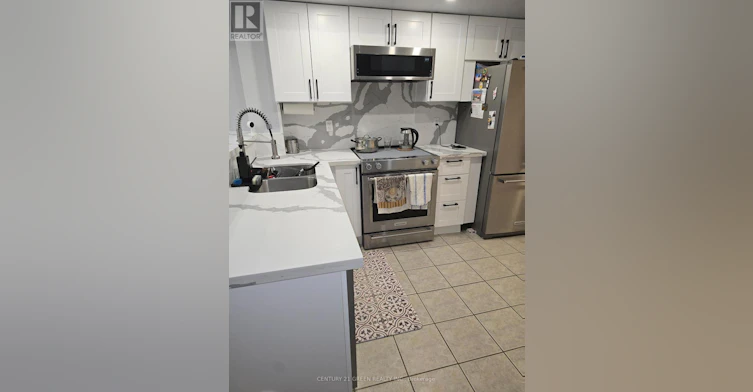 22-37 Four Winds Drive, Toronto, ON, M3J 1K7 - 5