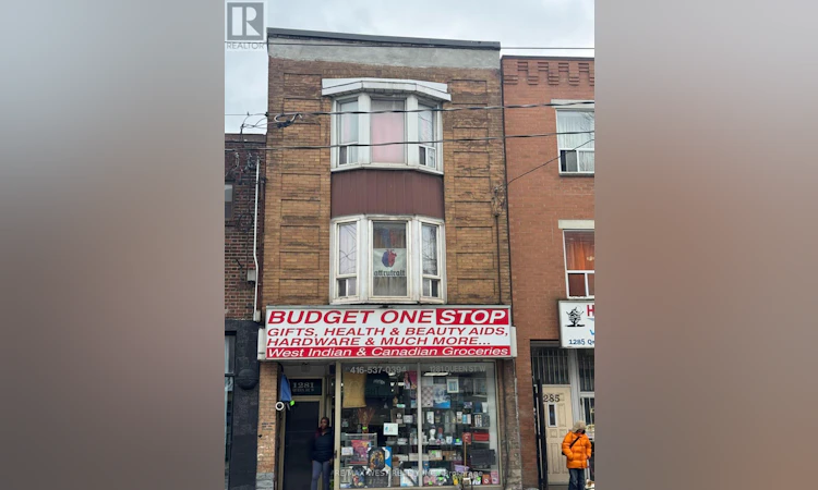 1281 Queen Street W