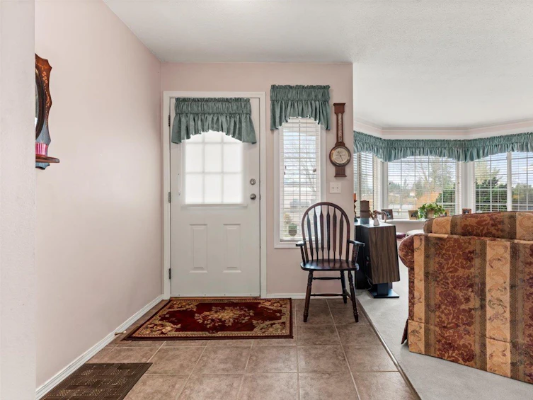 5754 Tyson Road, Chilliwack, BC, V2R 3R6 - 3