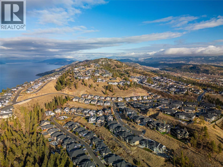 216 Lost Creek Lane, Kelowna, BC, V1V 3B6 - 40