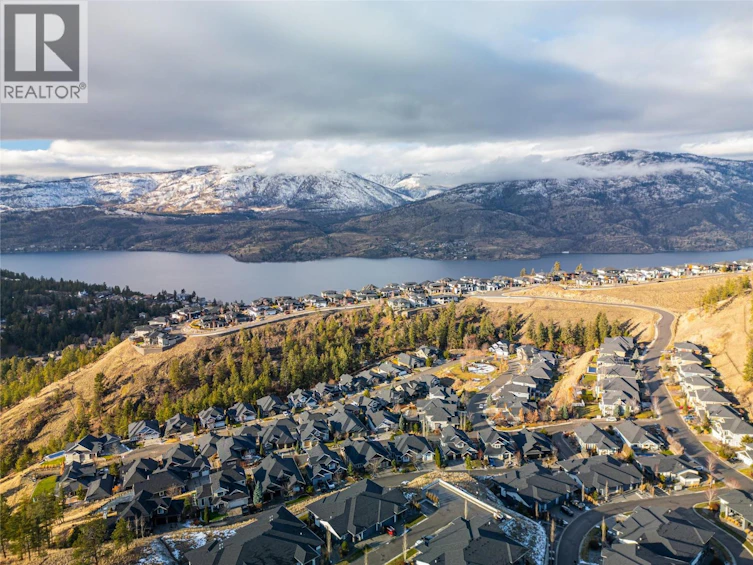 216 Lost Creek Lane, Kelowna, BC, V1V 3B6 - 37
