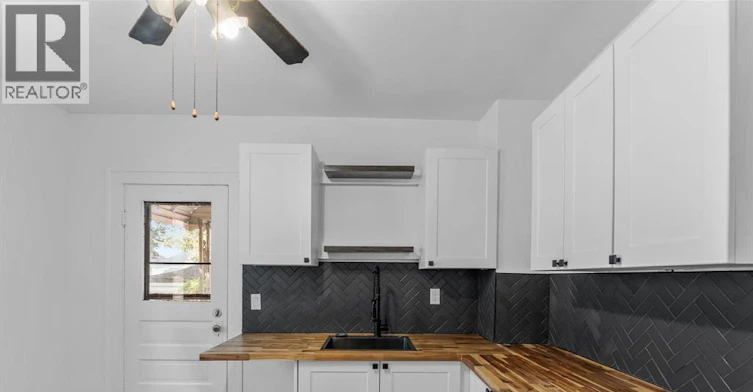1133 Moy Avenue, Windsor, ON, N9A 2P4 - 10