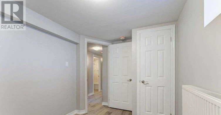 LOWER-110 Livingstone Avenue, Toronto, ON, M6E 2L8 - 15