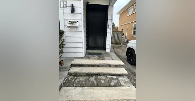 ROOM-9 Roycrest Avenue, Toronto, ON, M2N 1R1 - 3