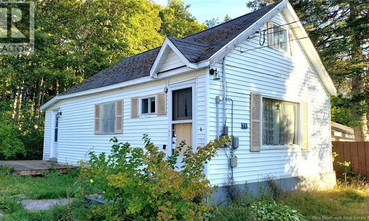 71 Squire Street