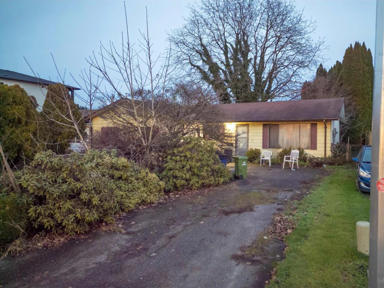 8900 South Charles Chilliwack Proper Street, Chilliwack, BC, V2P 7H8 - 4