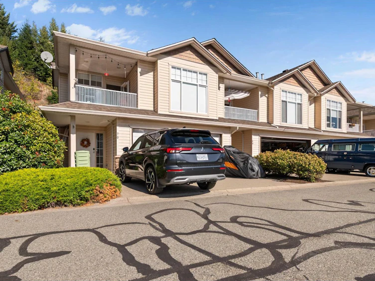 70-8590 Sunrise Drive, Chilliwack, BC, V2R 3Z4
