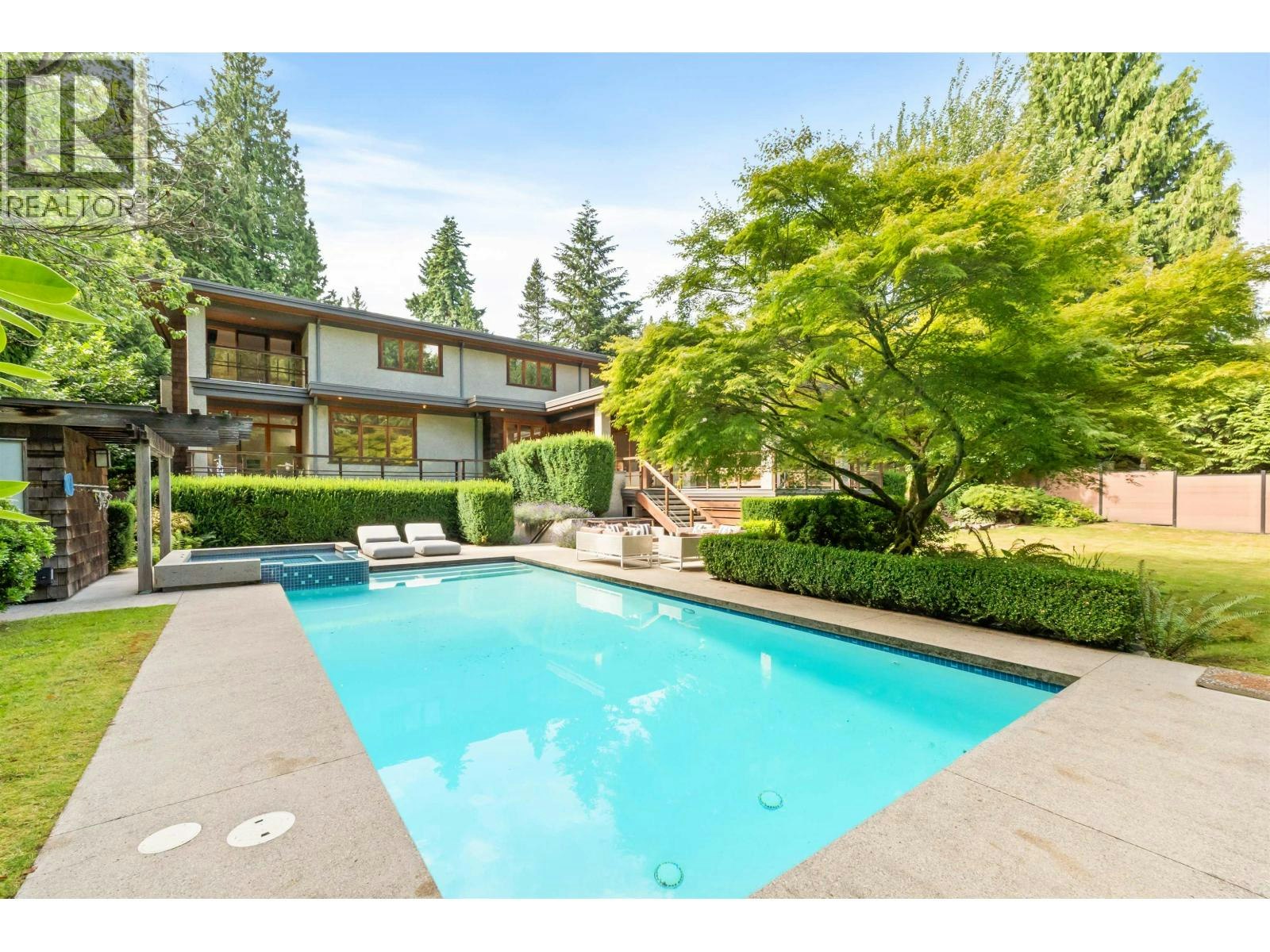 510 Eastcot Road, West Vancouver, BC, V7S 1E4