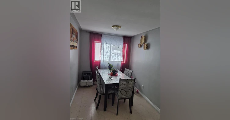 204-76 Brybeck Crescent, Kitchener, ON, N2M 2C6 - 5