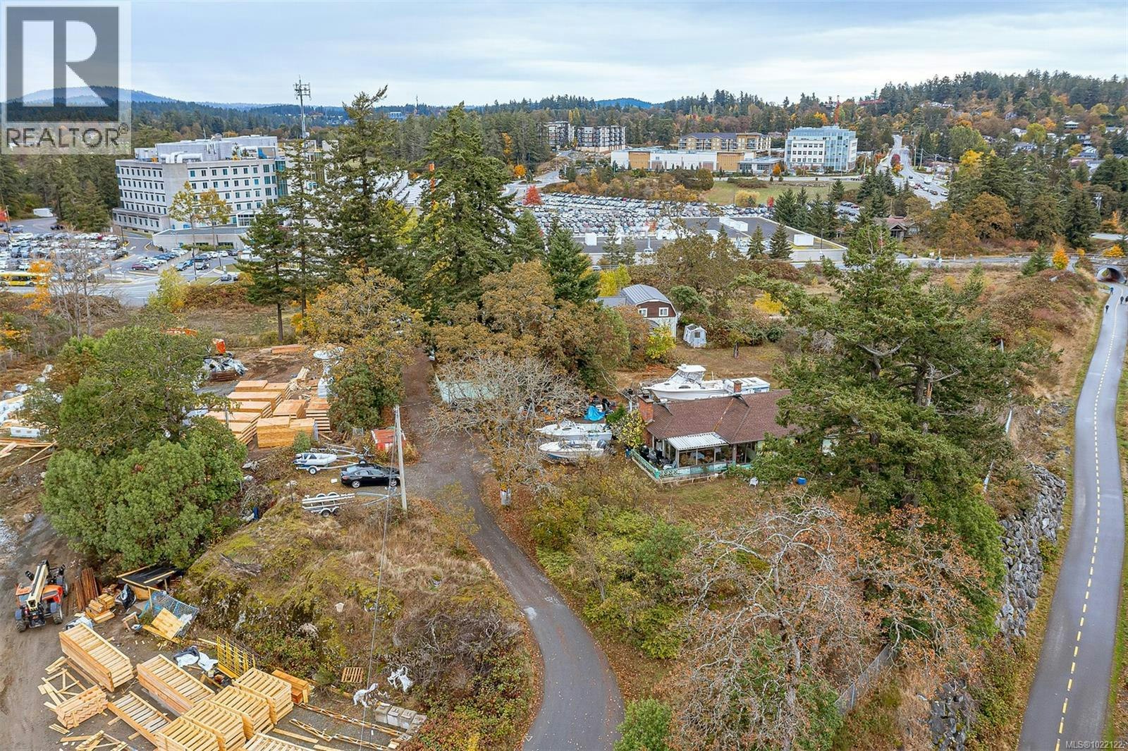 5 Erskine Lane, View Royal, BC, V8Z 1R7