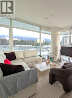902 200 Klahanie Court