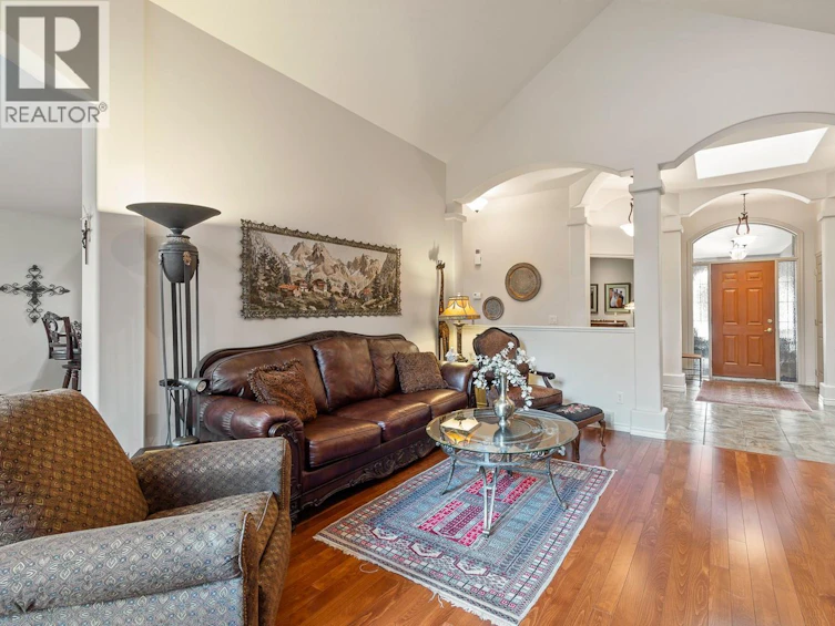 4345 S Gallaghers Fairway, Kelowna, BC, V1W 4X4 - 9