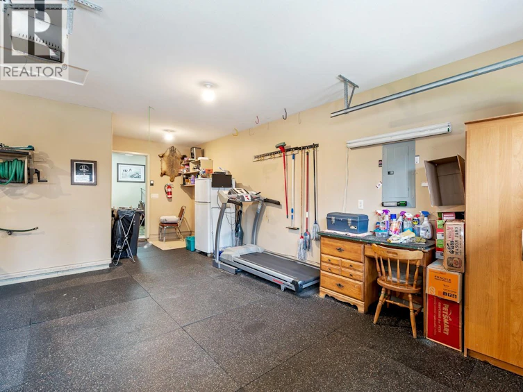 4345 S Gallaghers Fairway, Kelowna, BC, V1W 4X4 - 38
