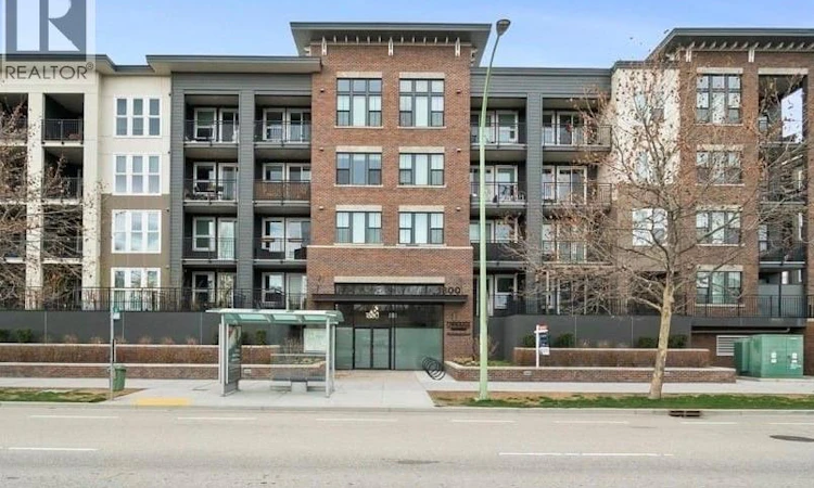102-1800 Richter Street