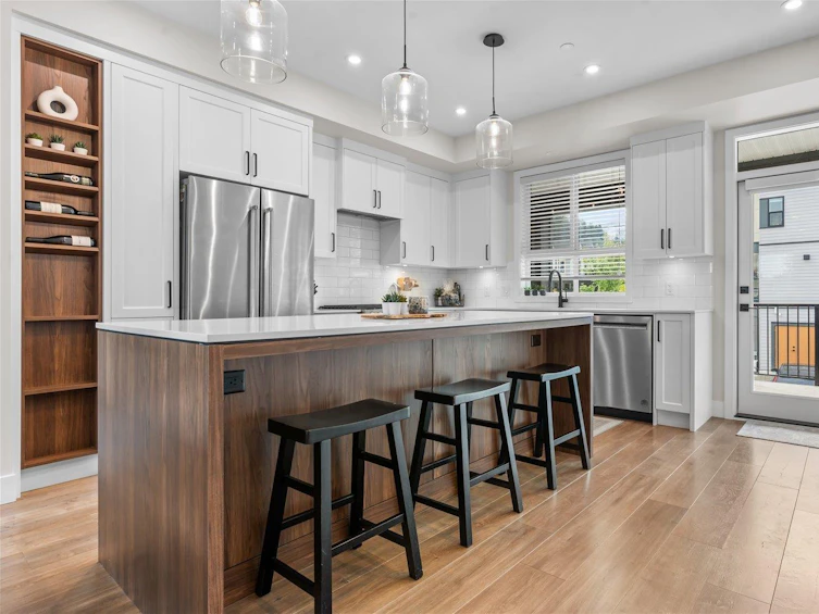 10-45500 Campus Drive, Chilliwack, BC, V2R 6E9