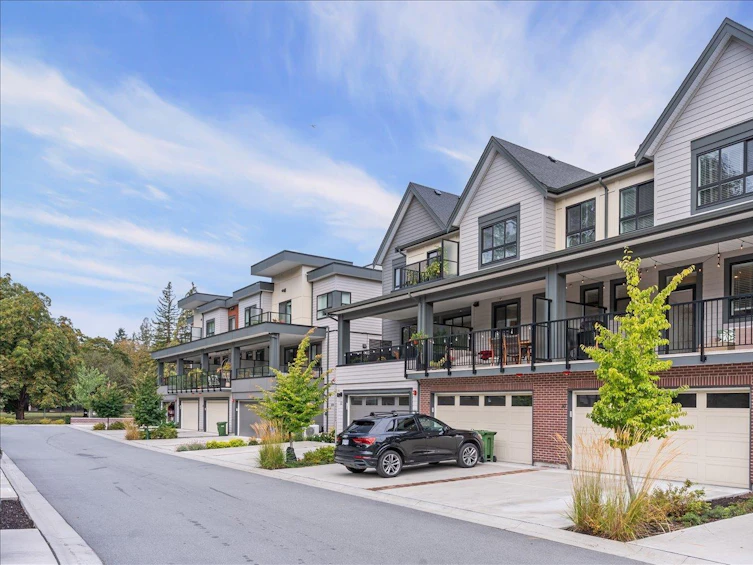 10-45500 Campus Drive, Chilliwack, BC, V2R 6E9 - 2