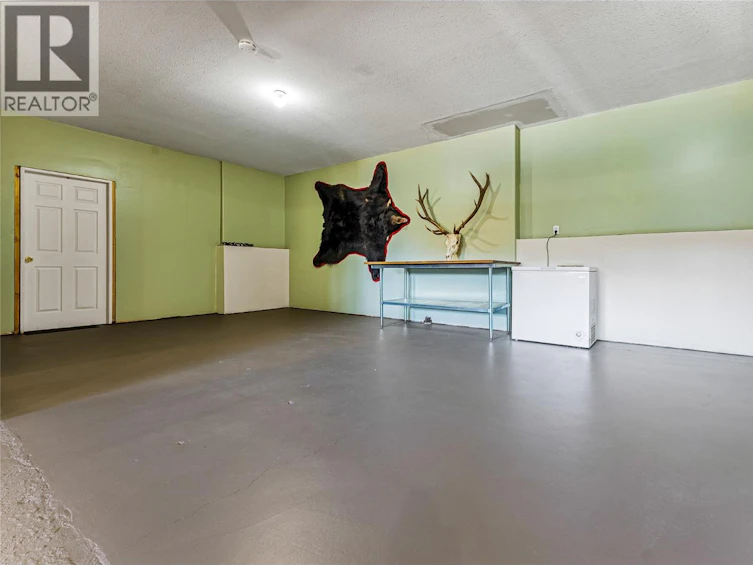 4350 33 Highway, Beaverdell, BC, V0H 1A0 - 27