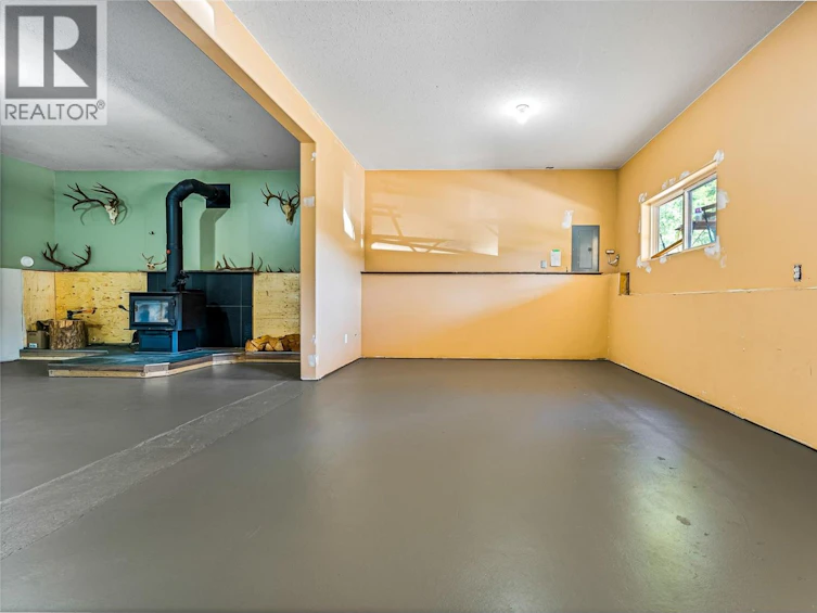 4350 33 Highway, Beaverdell, BC, V0H 1A0 - 20