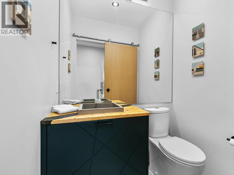 4043 Lakeside Road, Penticton, BC, V2A 8W3 - 12