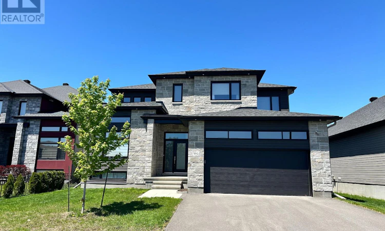 1082 Docteur Corbeil Boulevard